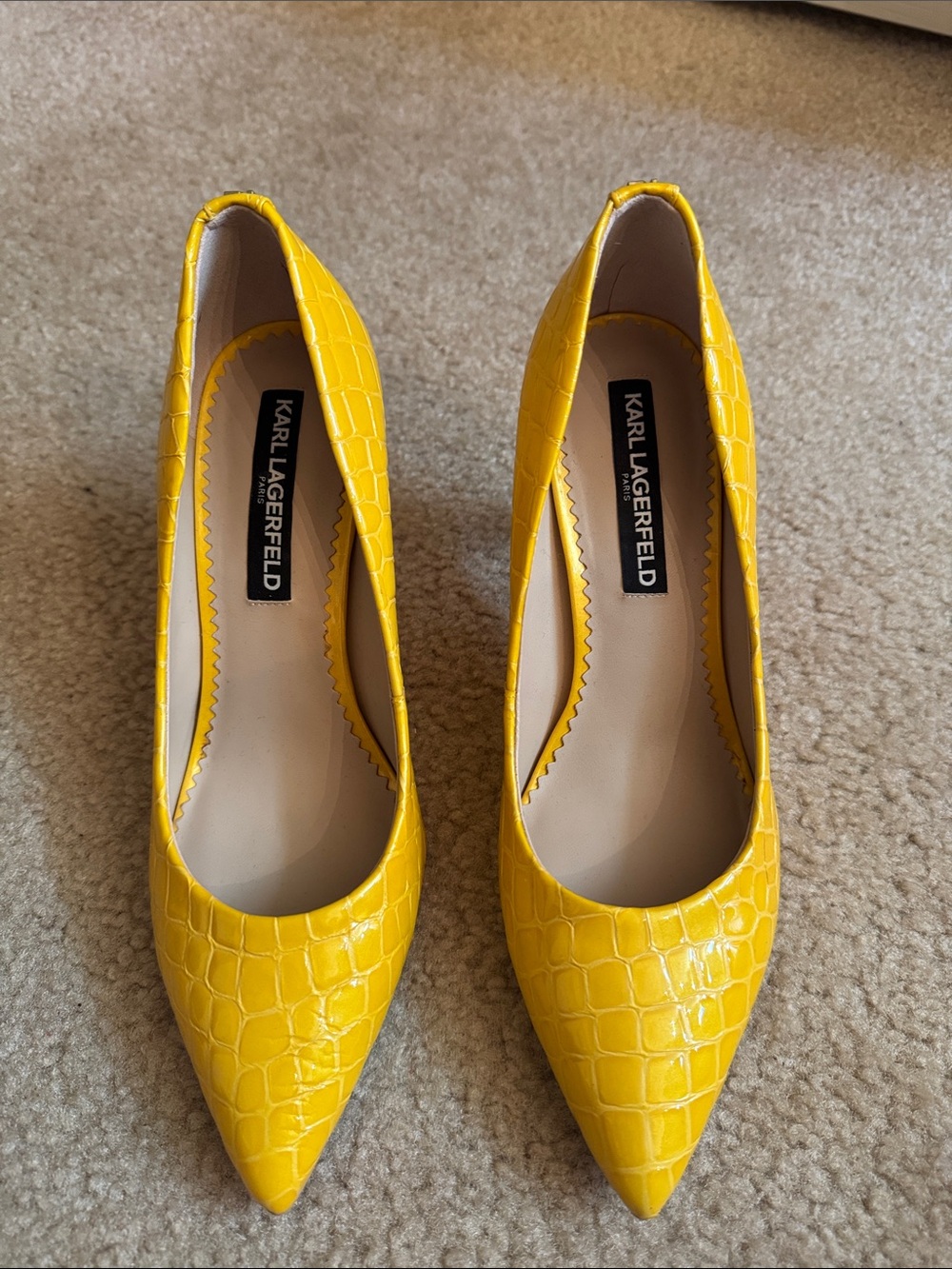 Karl Lagerfeld - Yellow Croc-Embossed Pointed Toe Pumps - Size 7